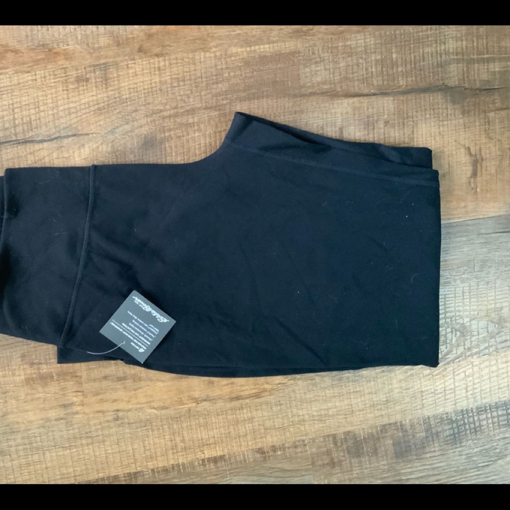 Eddie Bauer WR Movement Lux Jogger in Black